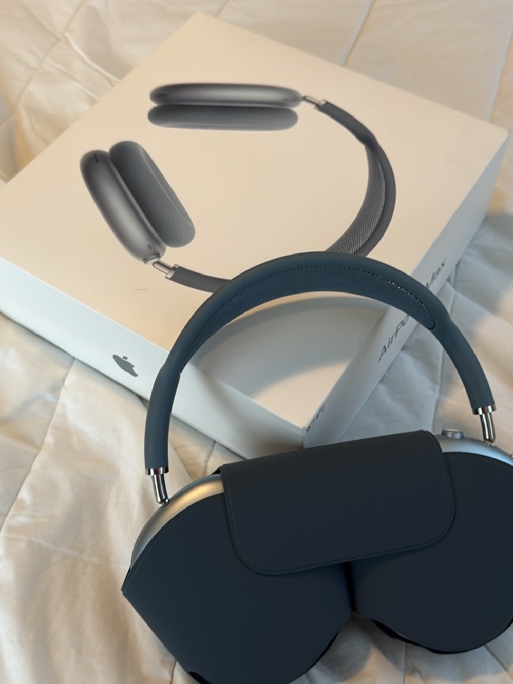 Apple AirPods Max 2 — Blue Headphones